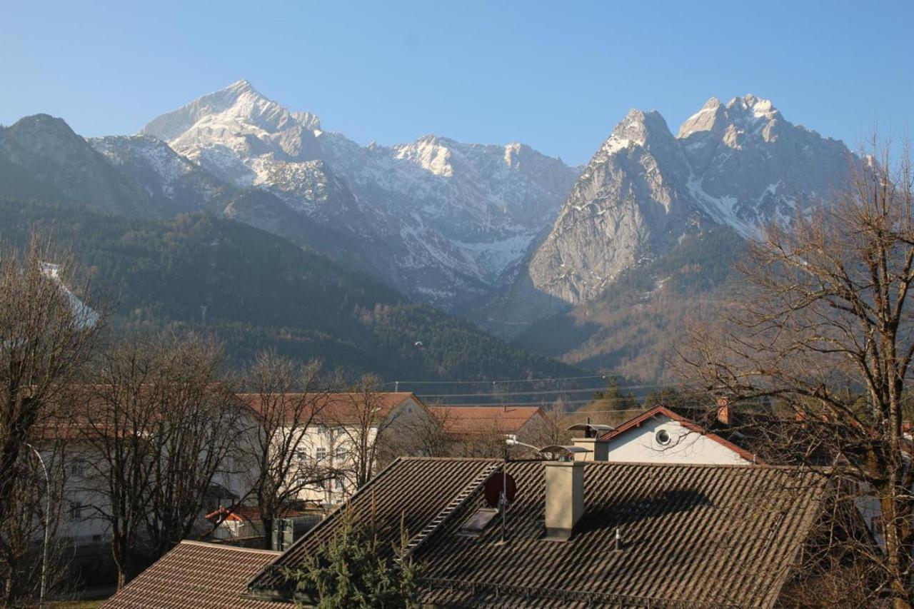 Ferienwohnung Anette Garmisch-Partenkirchen Dış mekan fotoğraf